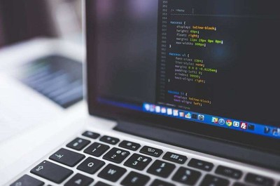 軟件人力外包和軟件項(xiàng)目外包哪個(gè)更有優(yōu)勢?